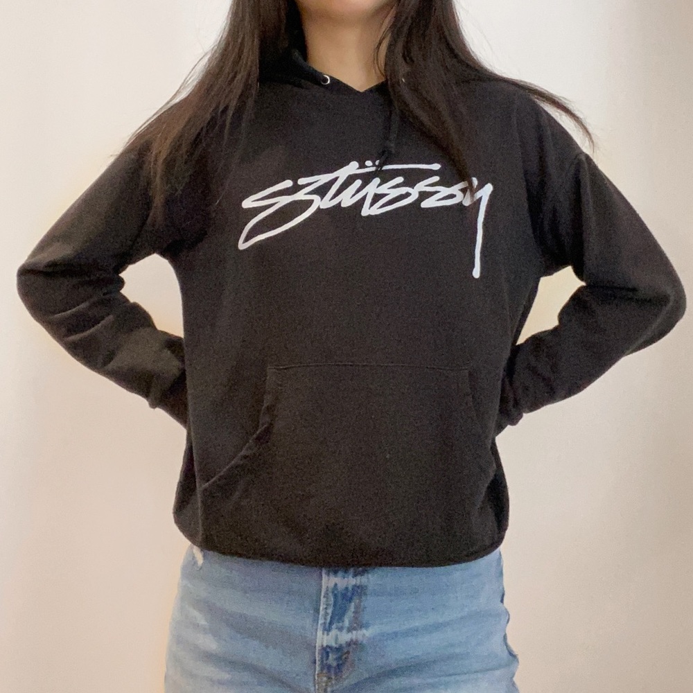 Black stussy sweater